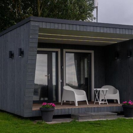 Tiny House Aan Het Water Op De Appelhof Villa Wommels Ngoại thất bức ảnh